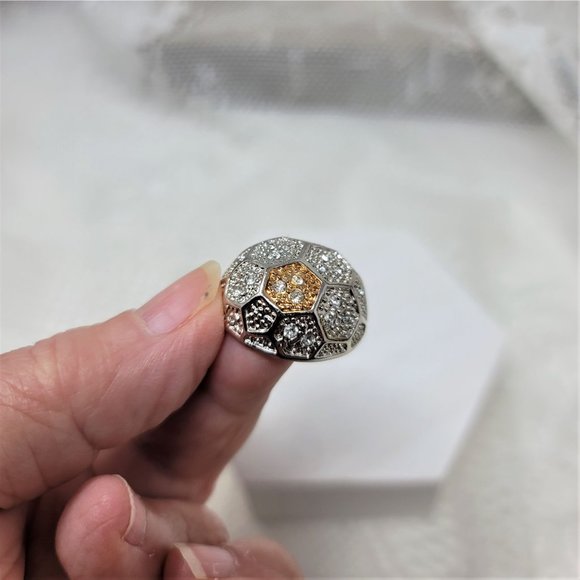 Vintage Dome Brooch by Roman Gold & Silver Rhinestones - Picture 9 of 11